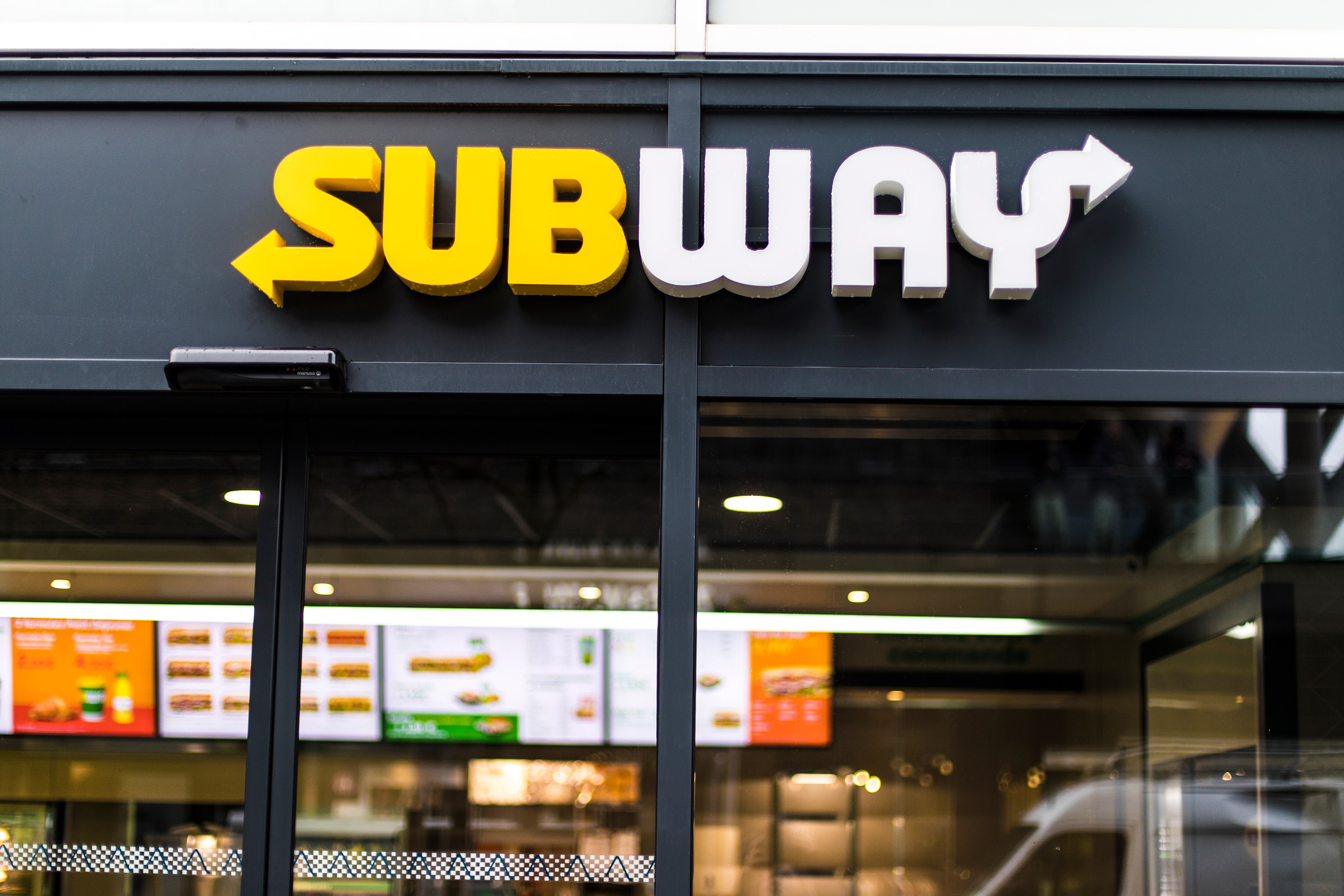 restaurant_subway_france_devanture_facade_franchise_ouverture_développement_réseau