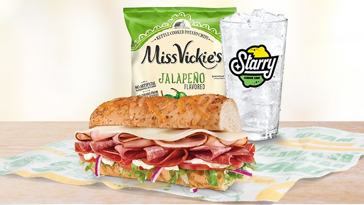 B.M.T. Sub, papitas Miss Vickie’s y Starry de máquina.